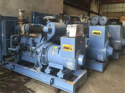 安阳发电机组带负载降电压是什么原因照成的？