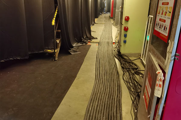 安阳柴油发电机组的输出电压可以调节到哪些范围？